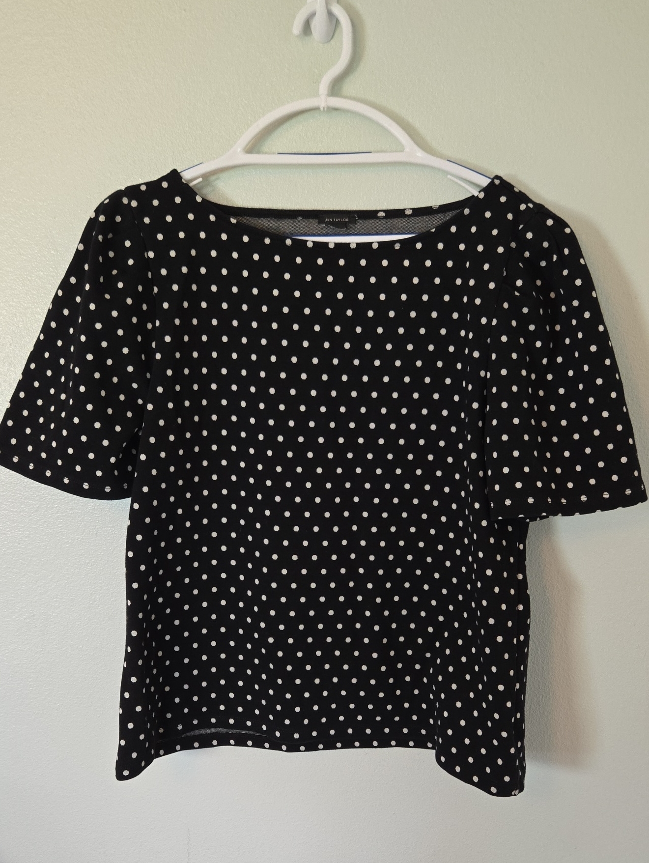 Ann Taylor | Black Polka Dot Puff Sleeve Top Size Xl